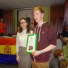 la premire secrtaire de lambassade dirlande caoimhe ni chonchuir remet le prix au laurat